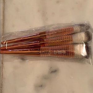 Alamar Brush Trio *BRAND NEW NEVER USED*